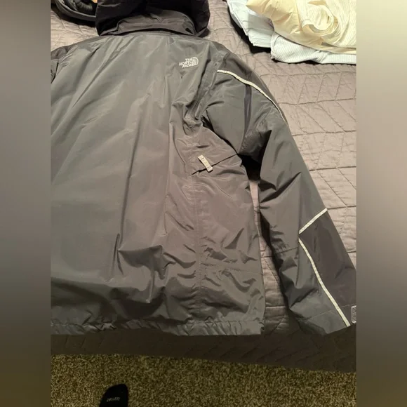 The North Face Triclimate HyVent 3 in 1 Grey Men’s Medium Jacket